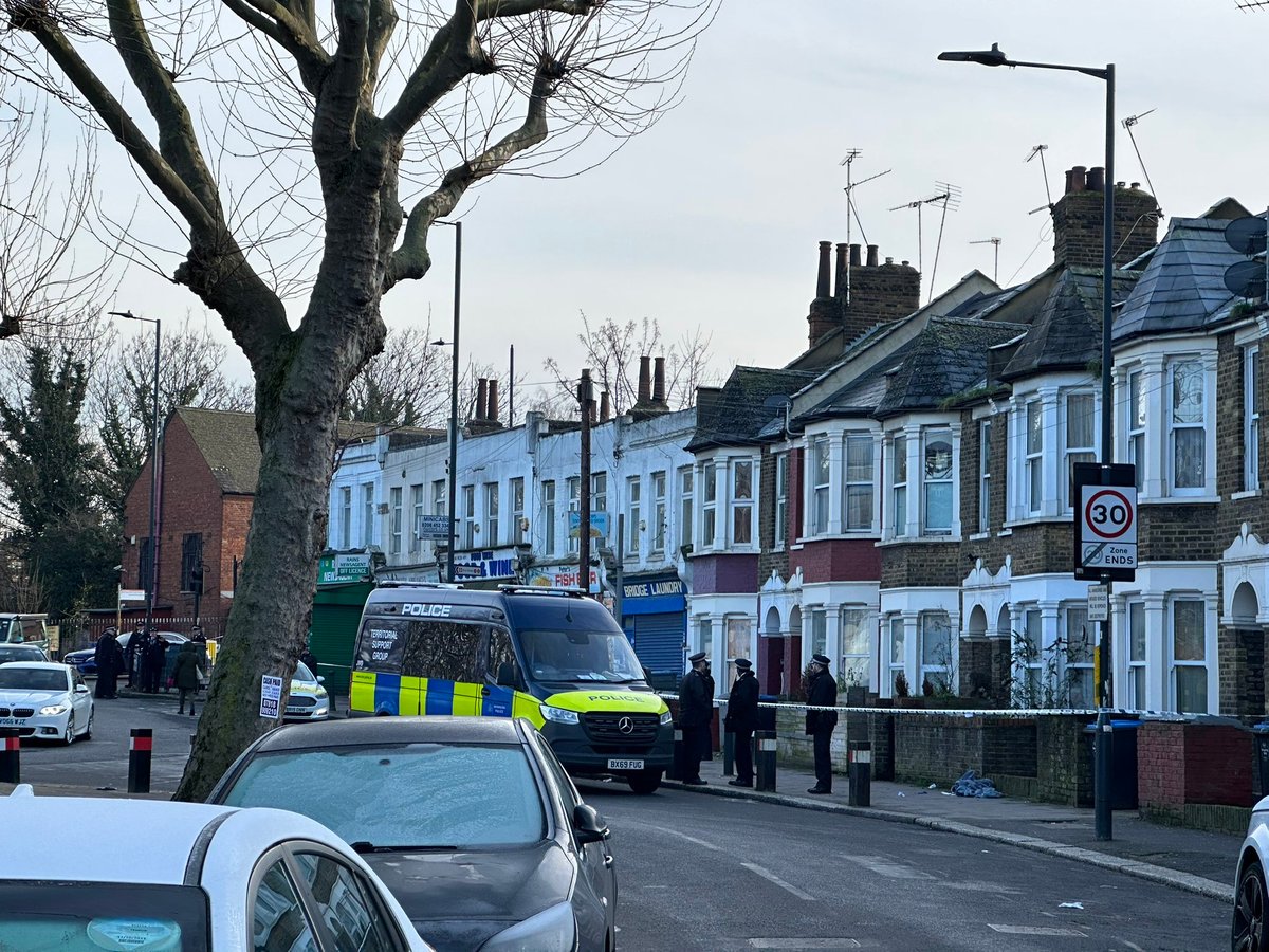 London crime: Tube trains halted after two men stabbed near Harlesden station