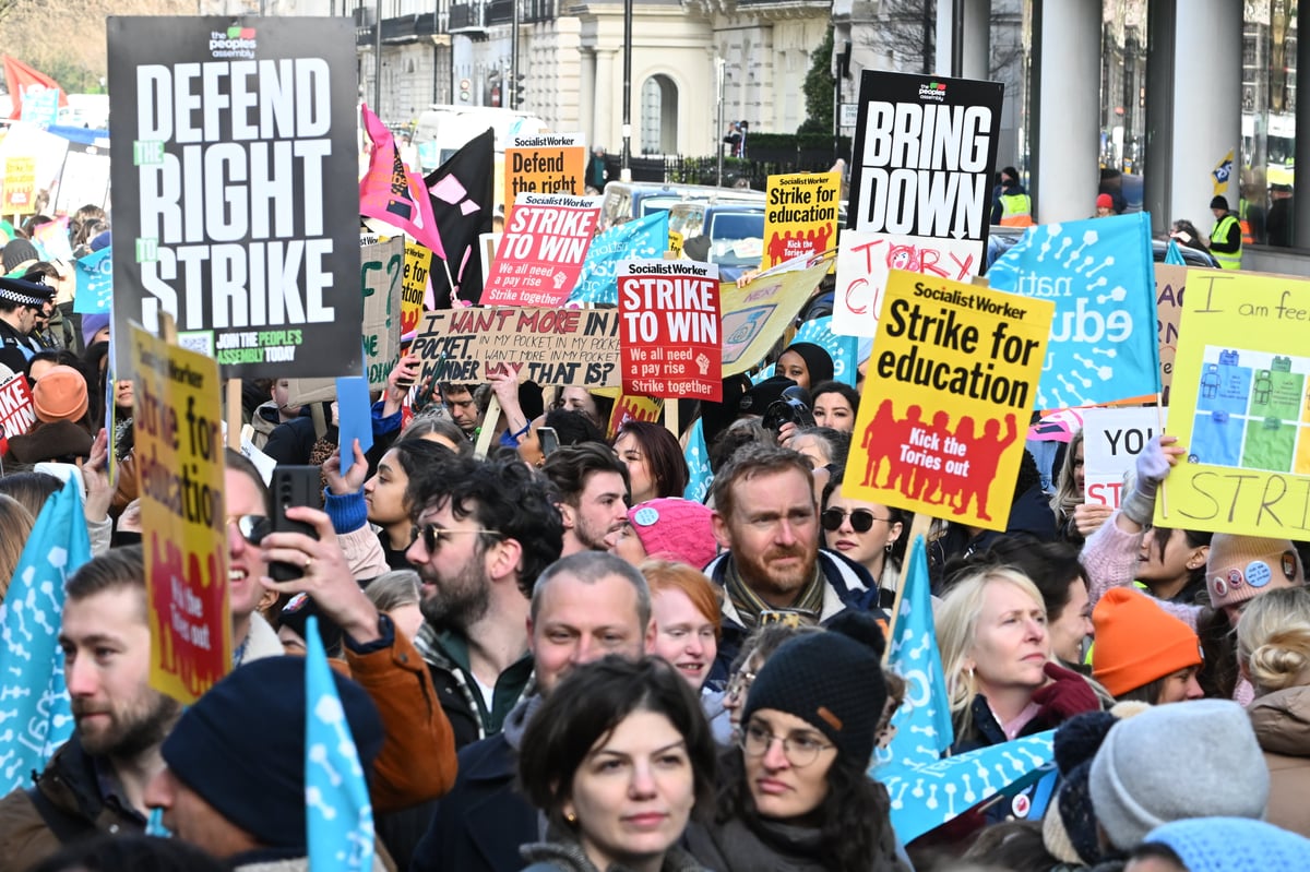 Walkout Wednesday: ‘250,000 London pupils stuck at home’ as teachers strike