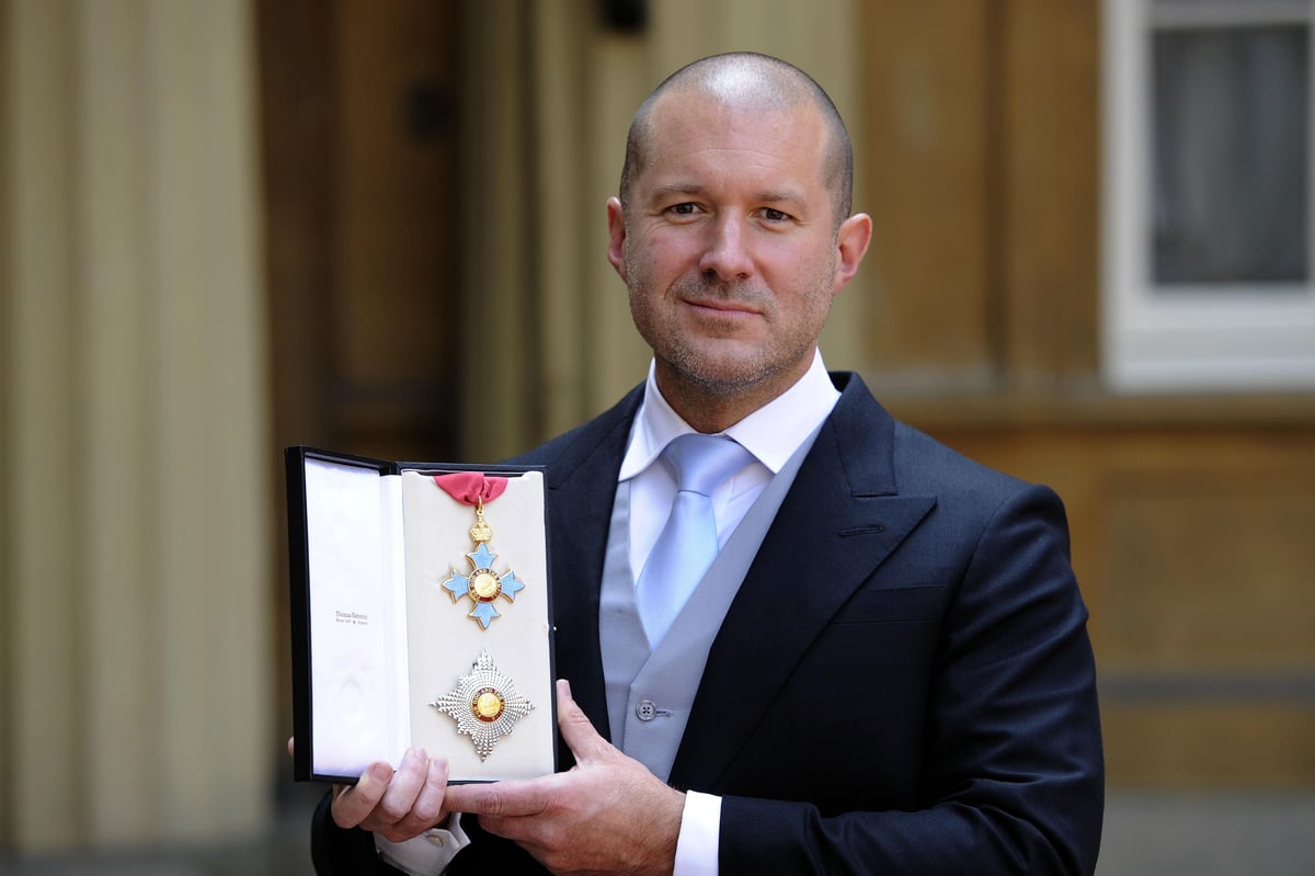 Coronation emblem created by Apple’s former design guru unveiled