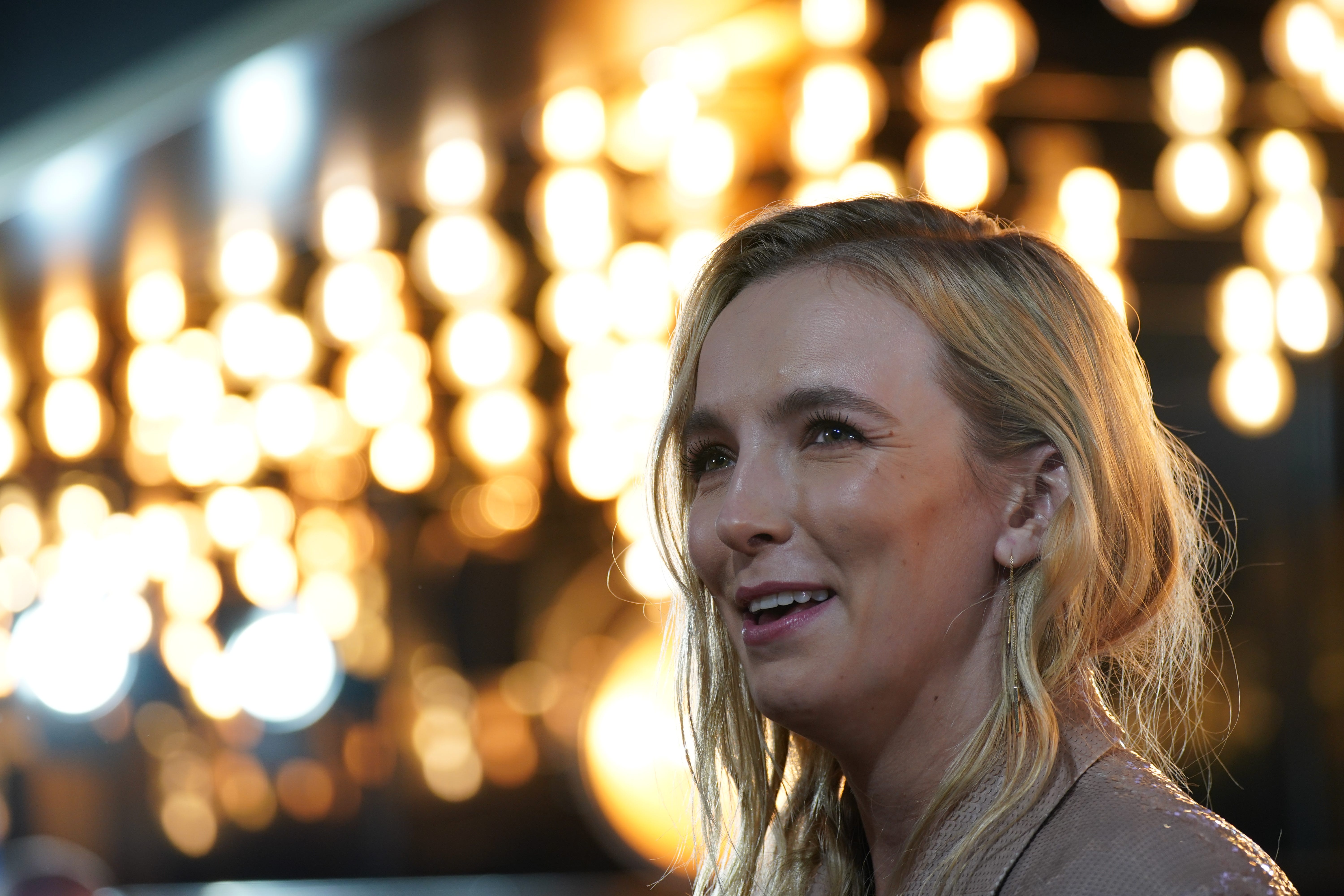 Jodie Comer among stars to scoop top gongs as theatre awards go gender-neutral