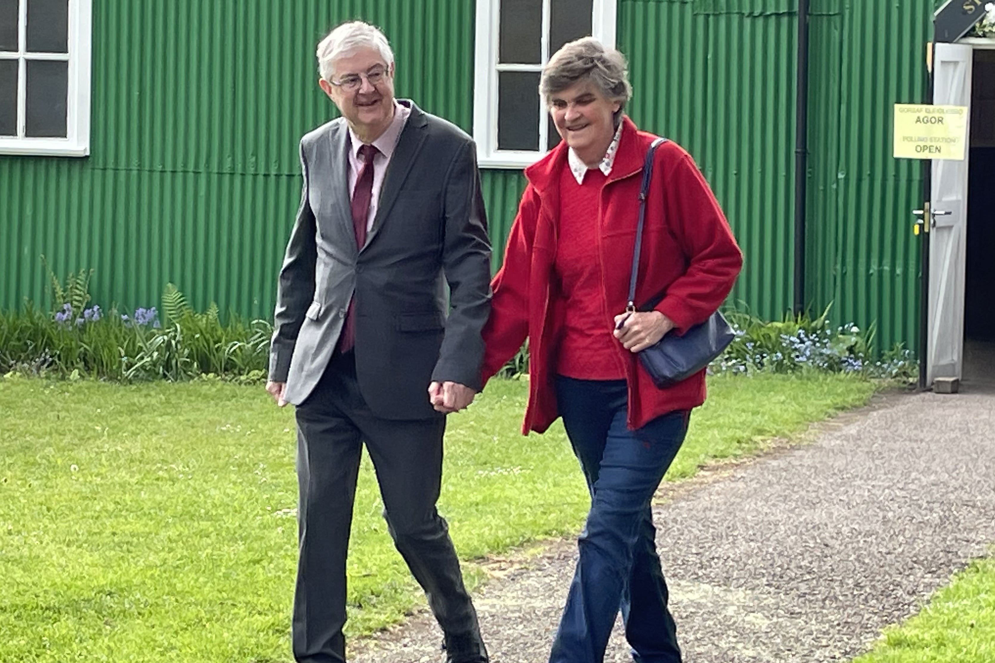 Funeral held for wife of Wales’s First Minister Mark Drakeford