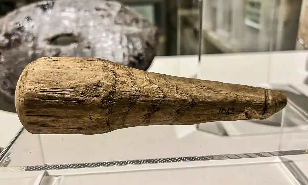 Experts say phallic Roman artefact is ancient dildo