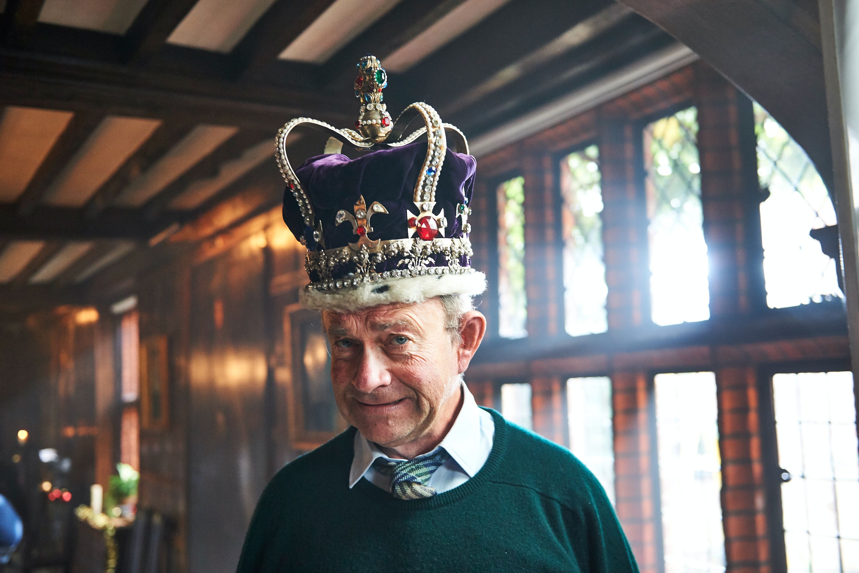 Charles invites Harry and Meghan to Coronation in The Windsors special