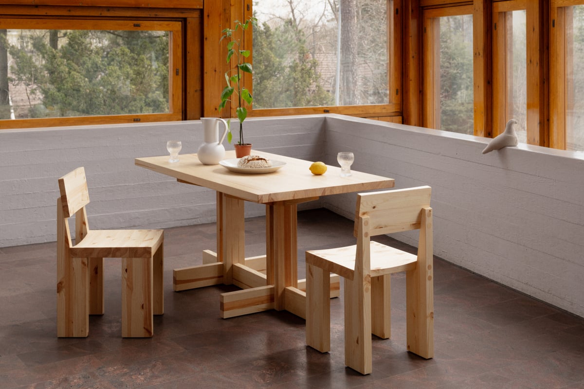 The great pine revival: pine furniture is back — from knotty floors to salvaged kitchens