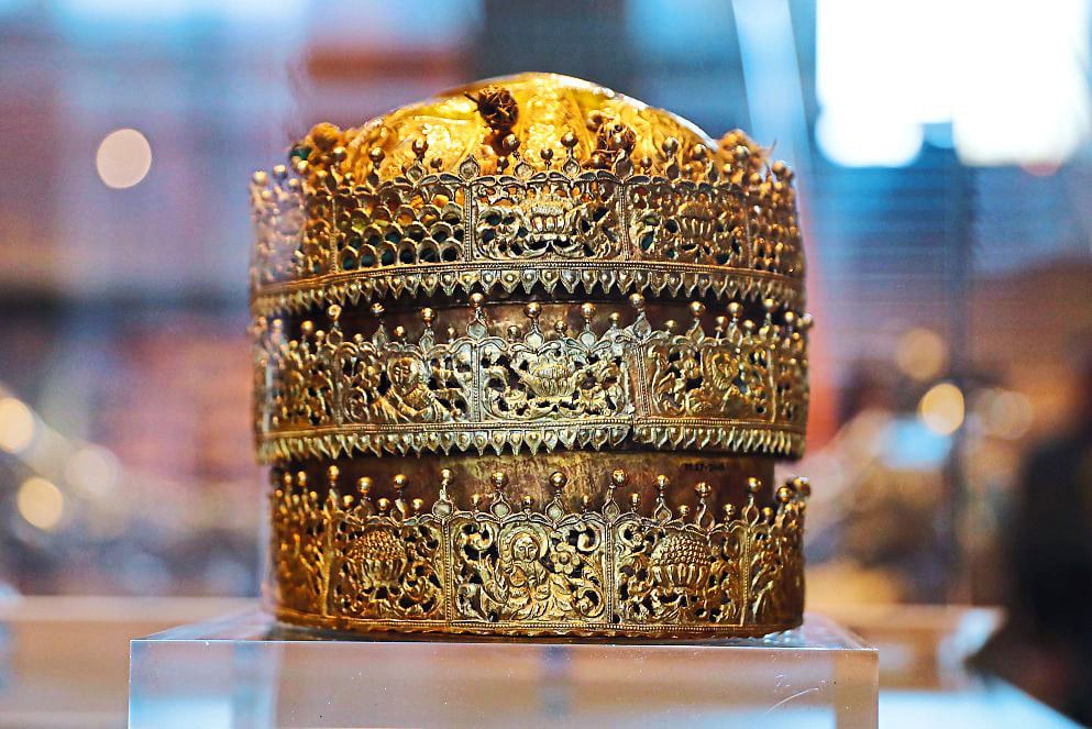 Hundreds of cultural treasures seized from Ethiopia found in London