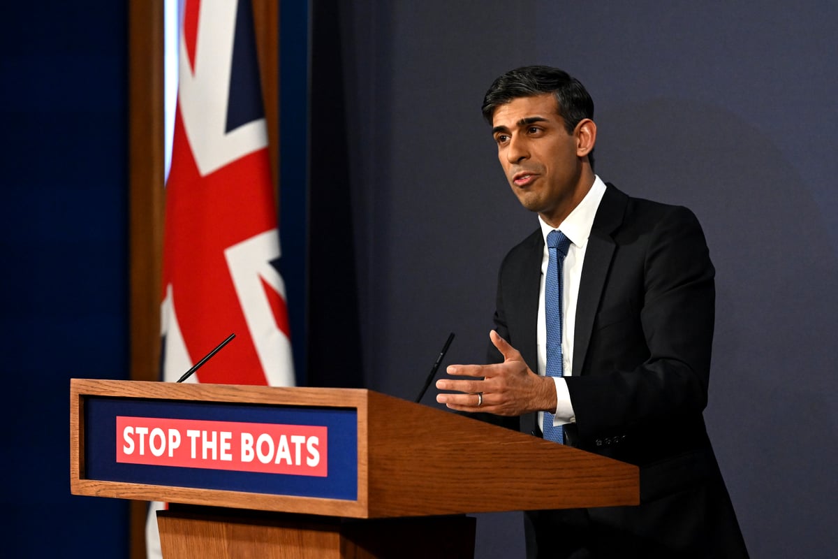 London politics latest LIVE: Rishi Sunak to hold press conference after Suella Braverman unveils boat crossings crackdown