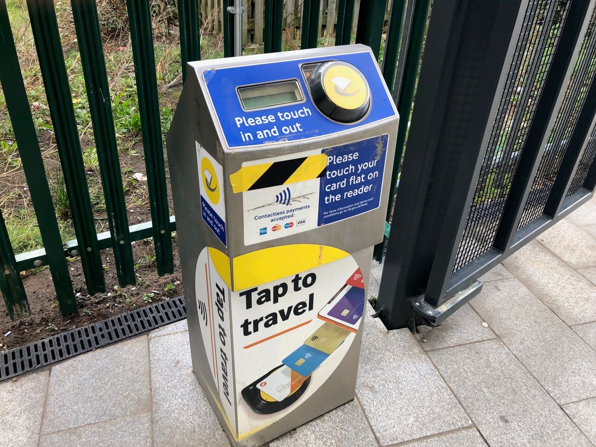 Rail commuters warned of new peak-hour fares as Contactless plan is delayed