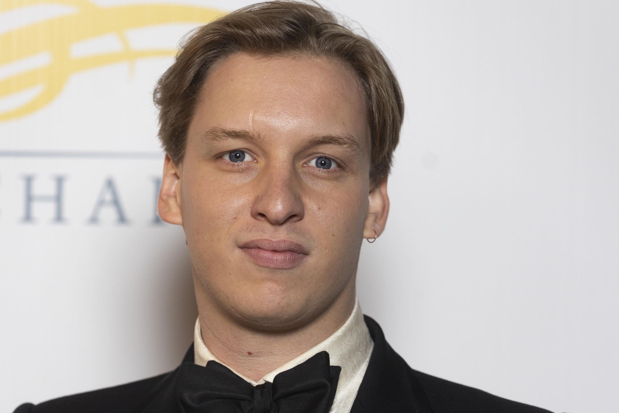 George Ezra pulls out of O2 Arena performance due to acute vertigo