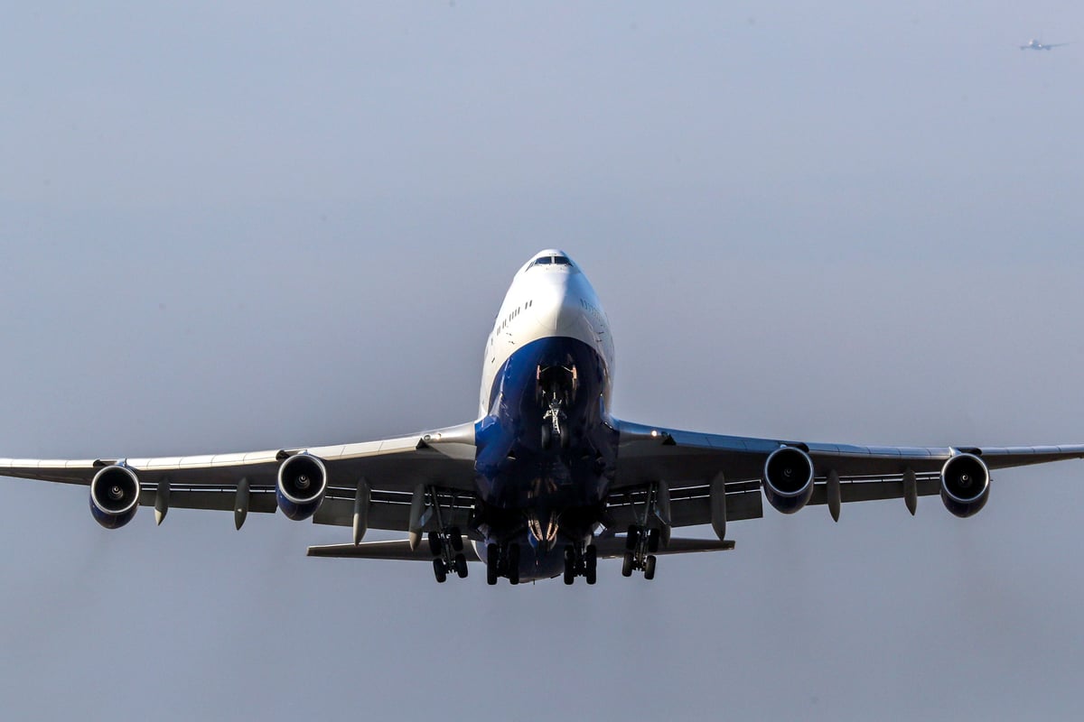 Cost of removing carbon from air travel expected to hit passenger demand