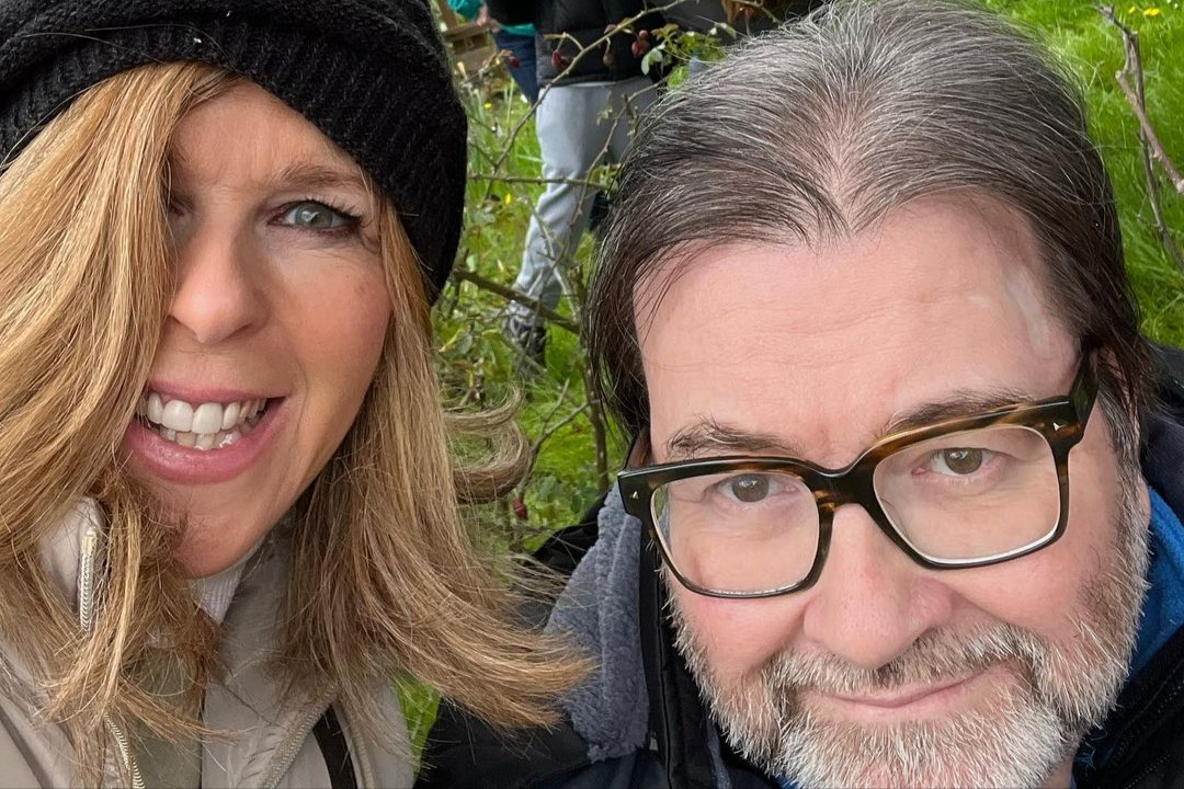 Derek Draper: Kate Garraway announces death of husband, 56, saying she was ‘holding his hand when he passed’