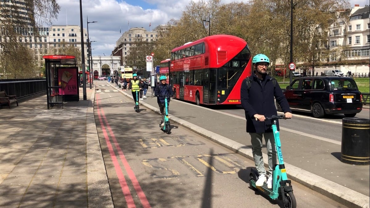 E-scooter riders pay for flouting Tube ban
