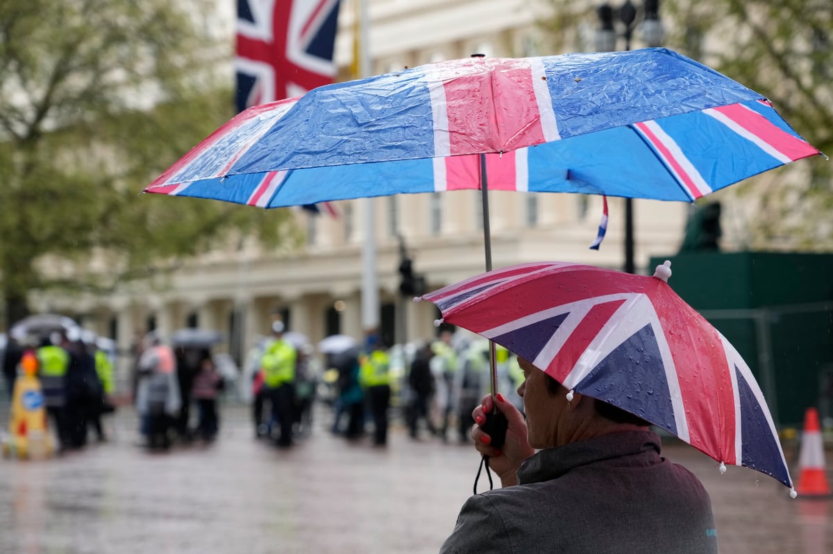 London weather: Thundery showers and high of 20C in coming week