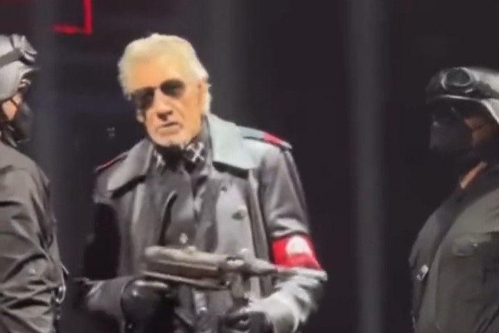 Pink Floyd star faces police probe over ‘Nazi costume’ at concert