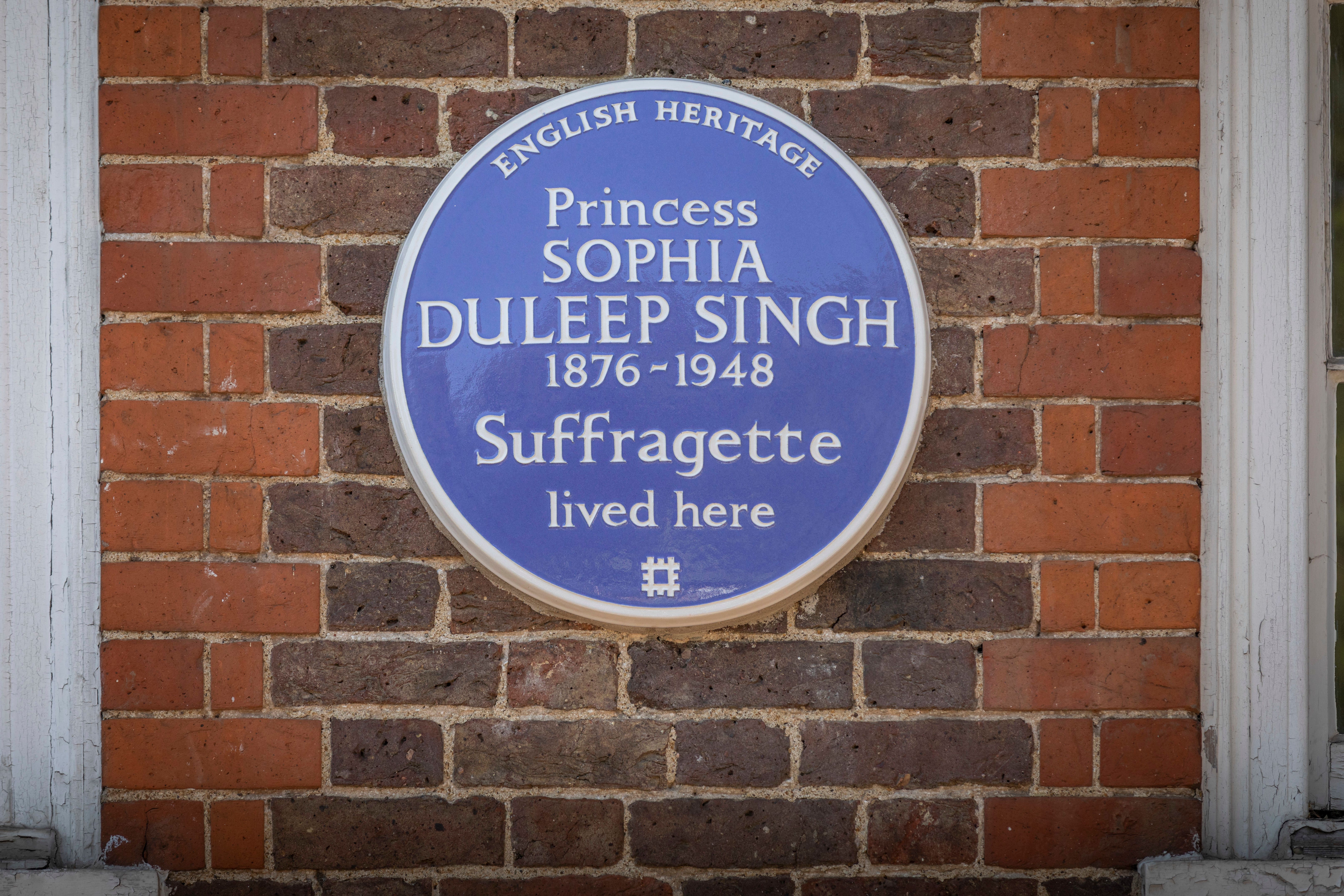 Suffragette Indian princess commemorated with plaque by English Heritage