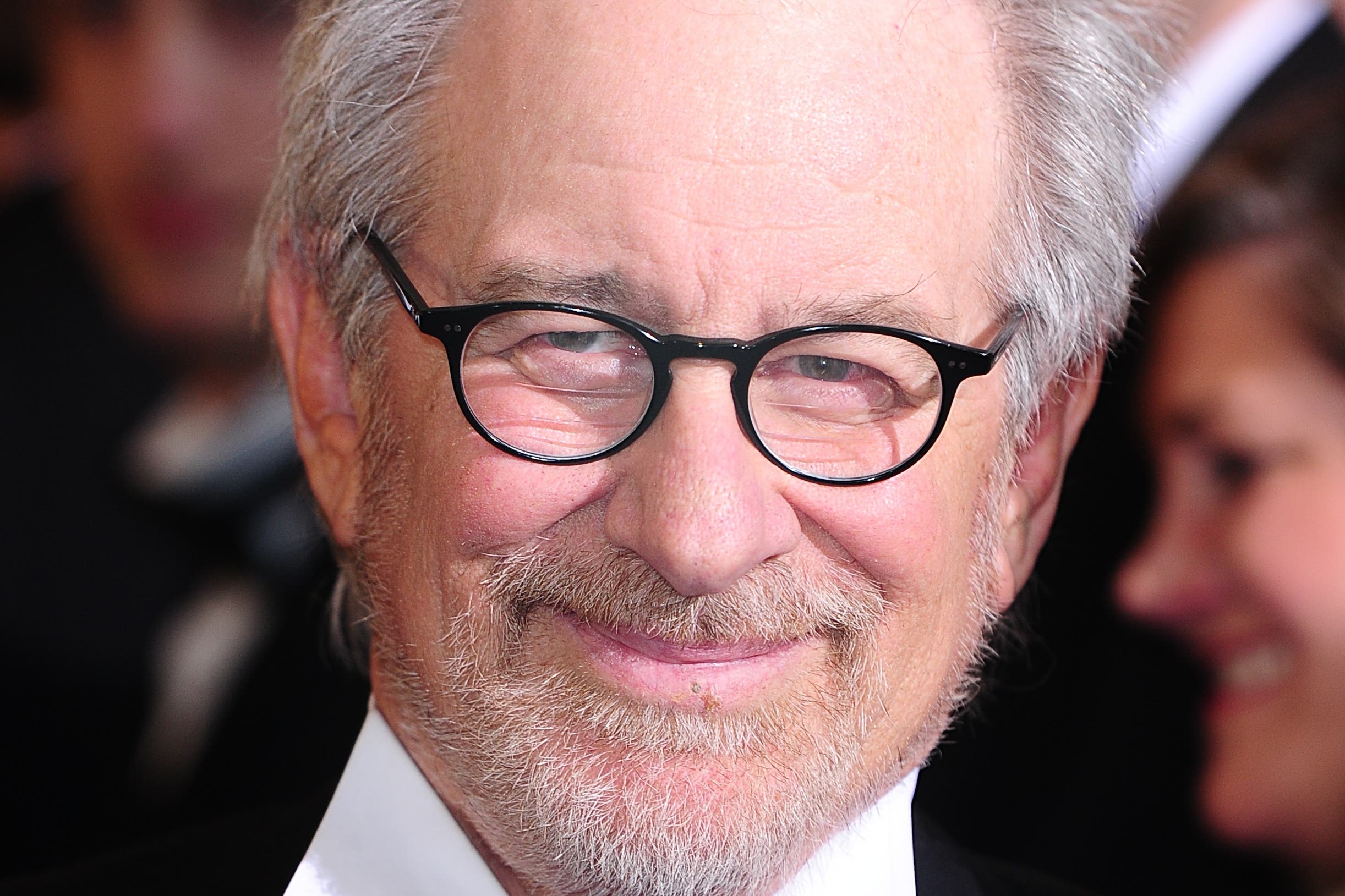 DGA national board unanimously approves new film and TV contract
