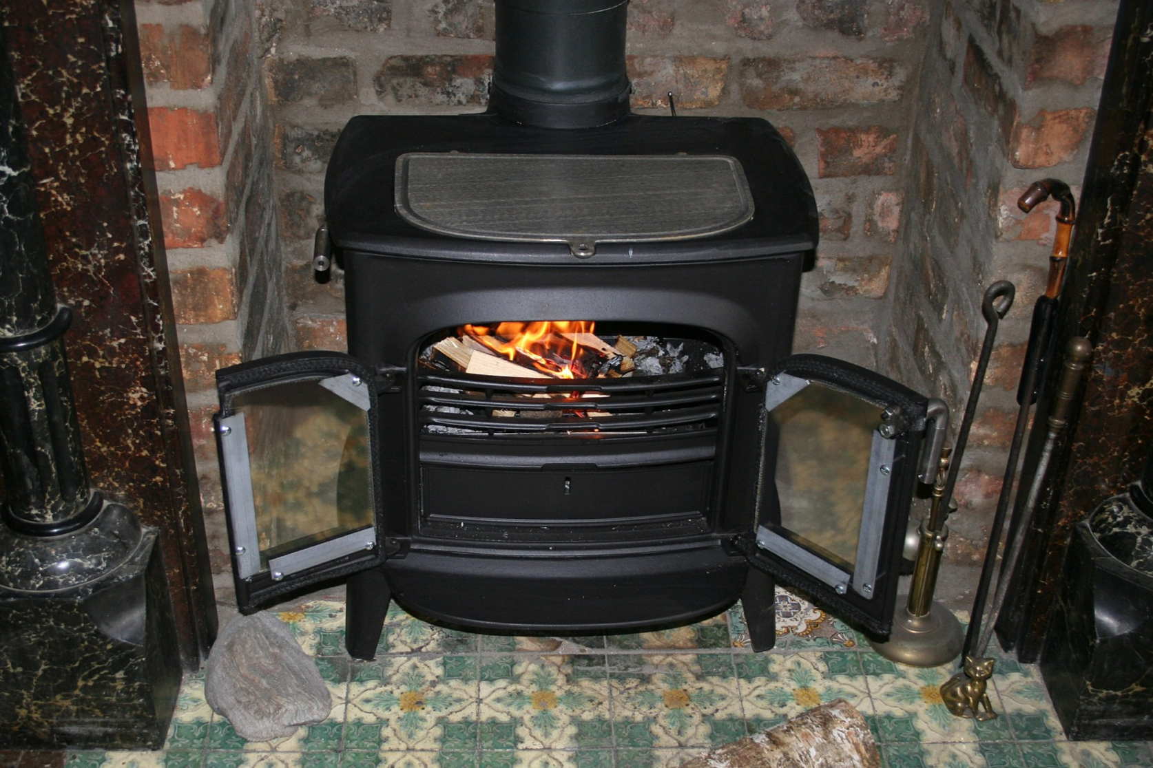 Wood-burning stoves should be banned in London, expert urges