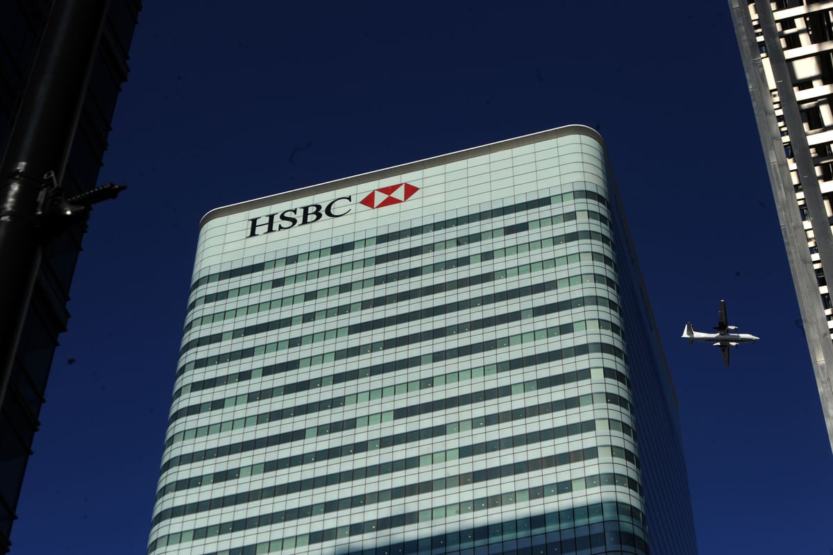 HSBC to leave Canary Wharf tower by 2027