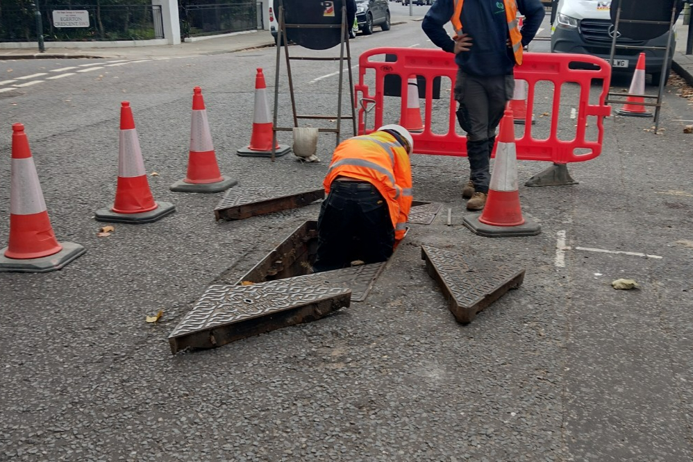 Thames Water fined £24k after leaving manhole uncovered during South Kensington works