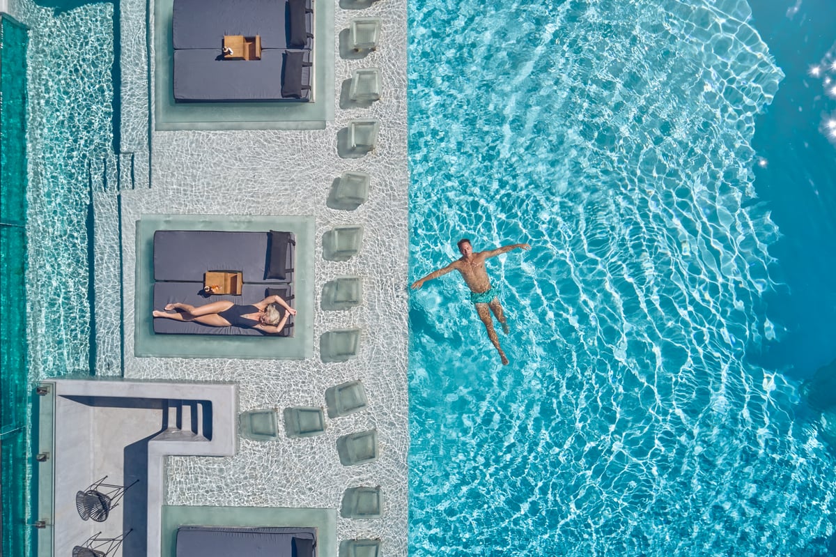 Kivotos — the stylish way to island hop between Mykonos and Santorini