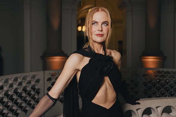 Nicole Kidman shows off abs with Saint Laurent gown in London 