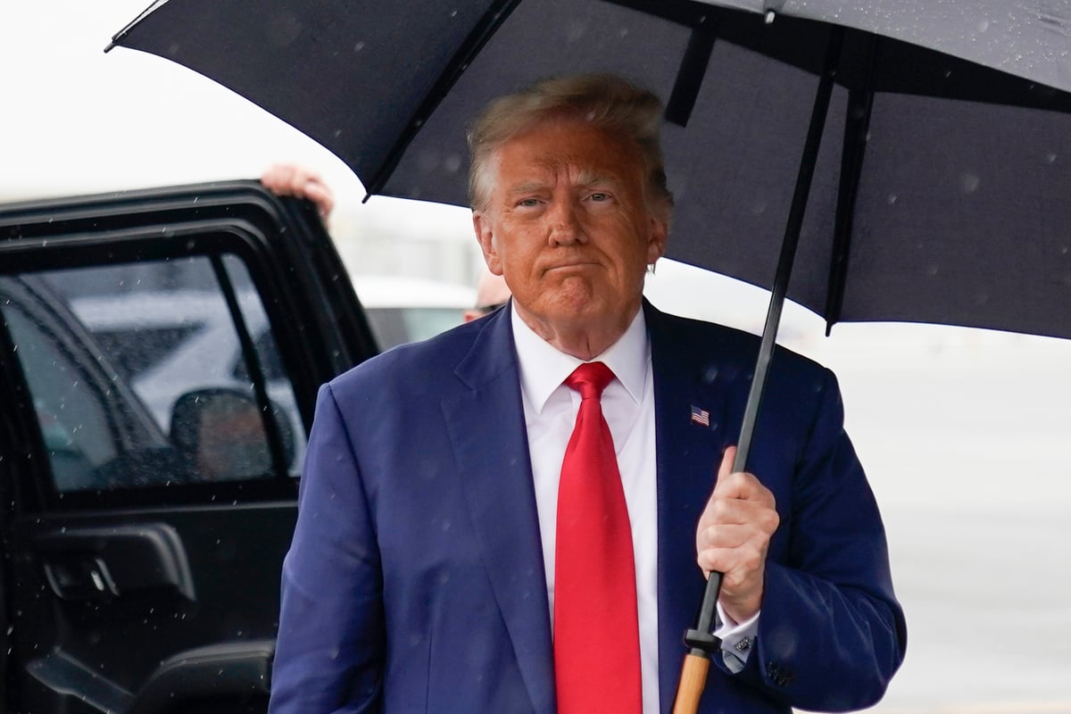 Donald Trump: Social media post flagged by prosecutors in court filing