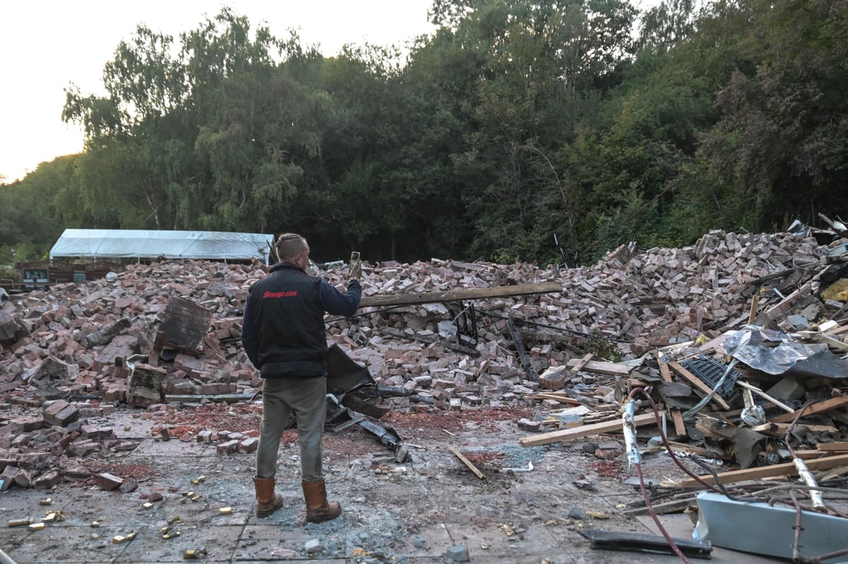 Mayor calls for Crooked House pub gutted by fire to be rebuilt ‘brick by brick’