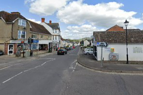 Suspected gunman arrested on Dorset beach 