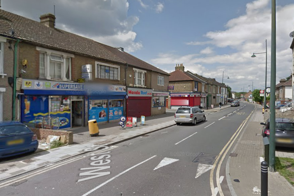 Man killed in Erith was in ‘fight’ moments before being hit by bus