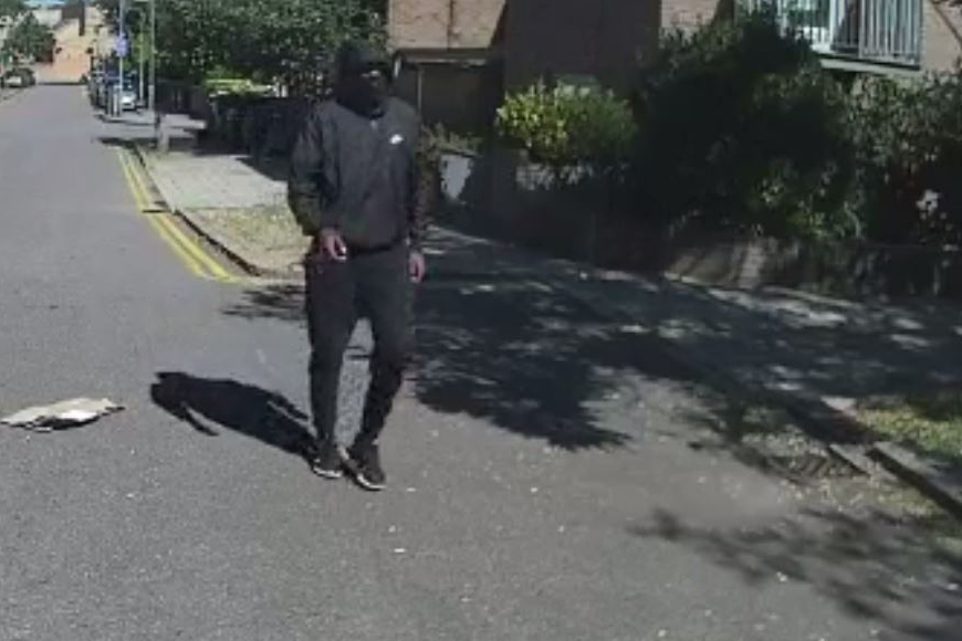 Police release video of two suspects fleeing Ronaldo Scott murder scene amid fresh appeal for information