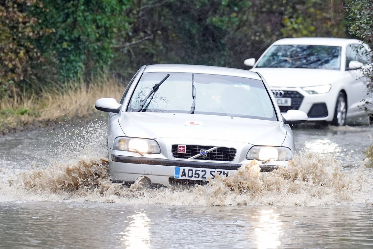 Storm Ciarán: Large waves may batter England’s south coast, Environment Agency warns amid flood fears