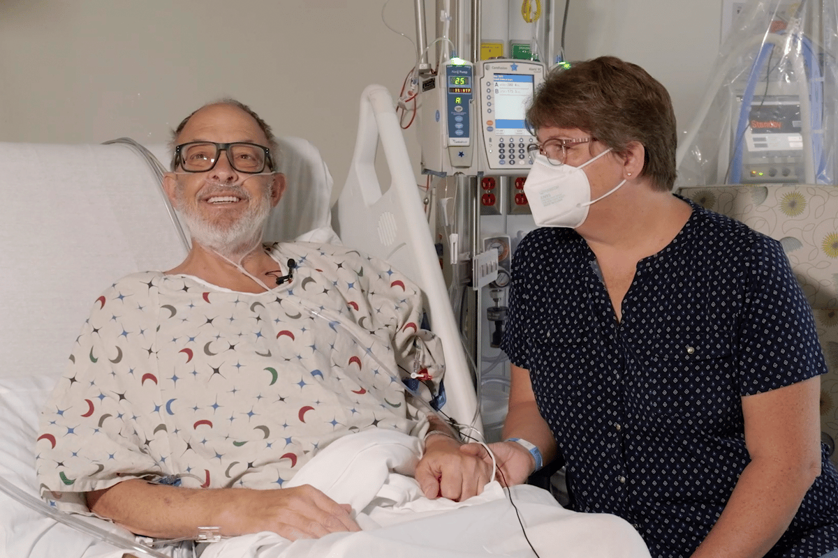 Man who received pig heart transplant dies weeks later