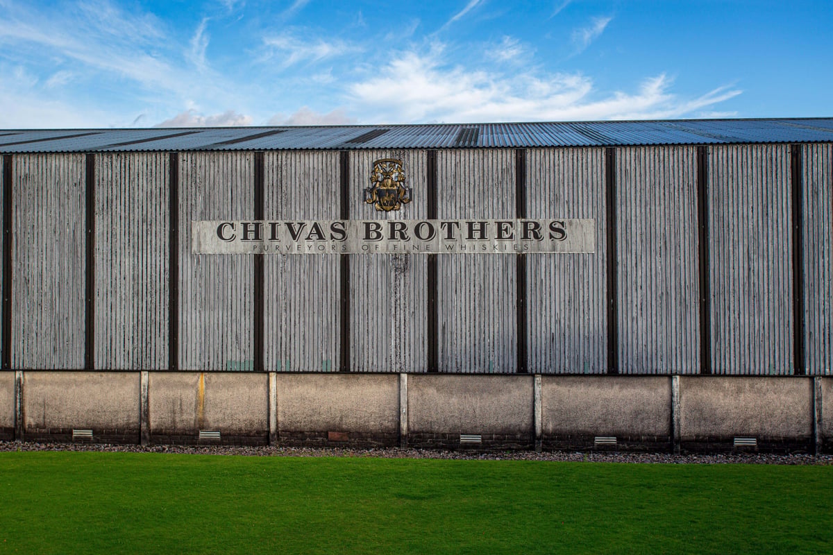 Whisky workers suspend strikes to consider pay offer