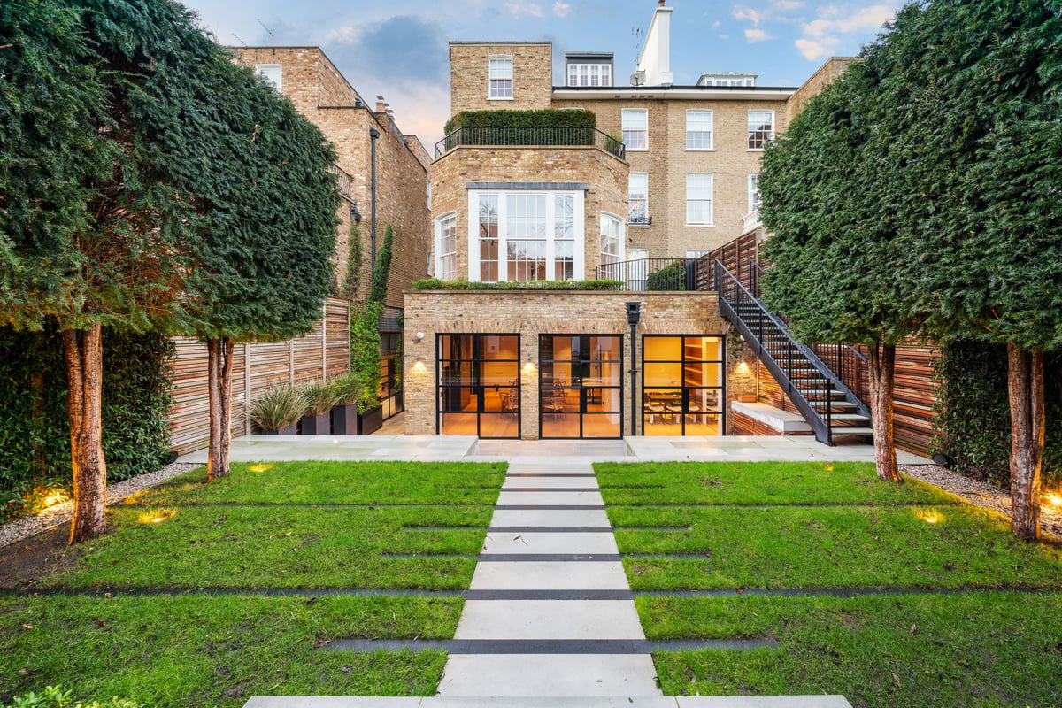 Wealthy foreigners target new builds in luxury London home buying spree