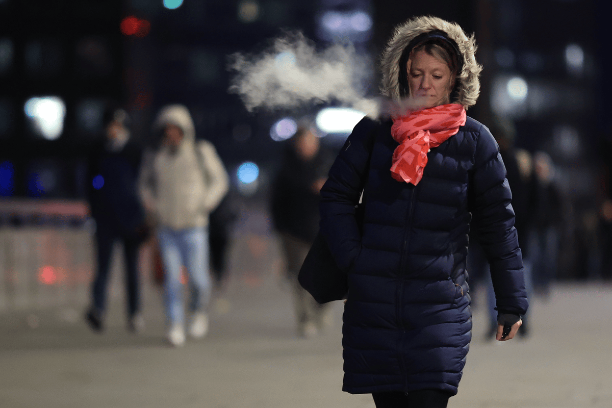 London to shiver through Blue Monday with temperature set to plunge to -3C tonight