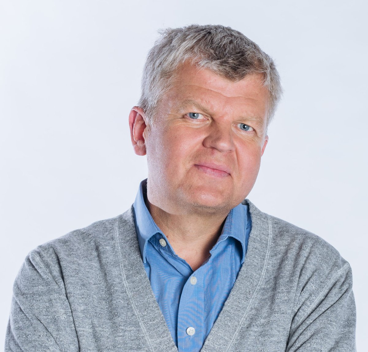 Nibbies 2024: Adrian Chiles to judge prestigious book awards