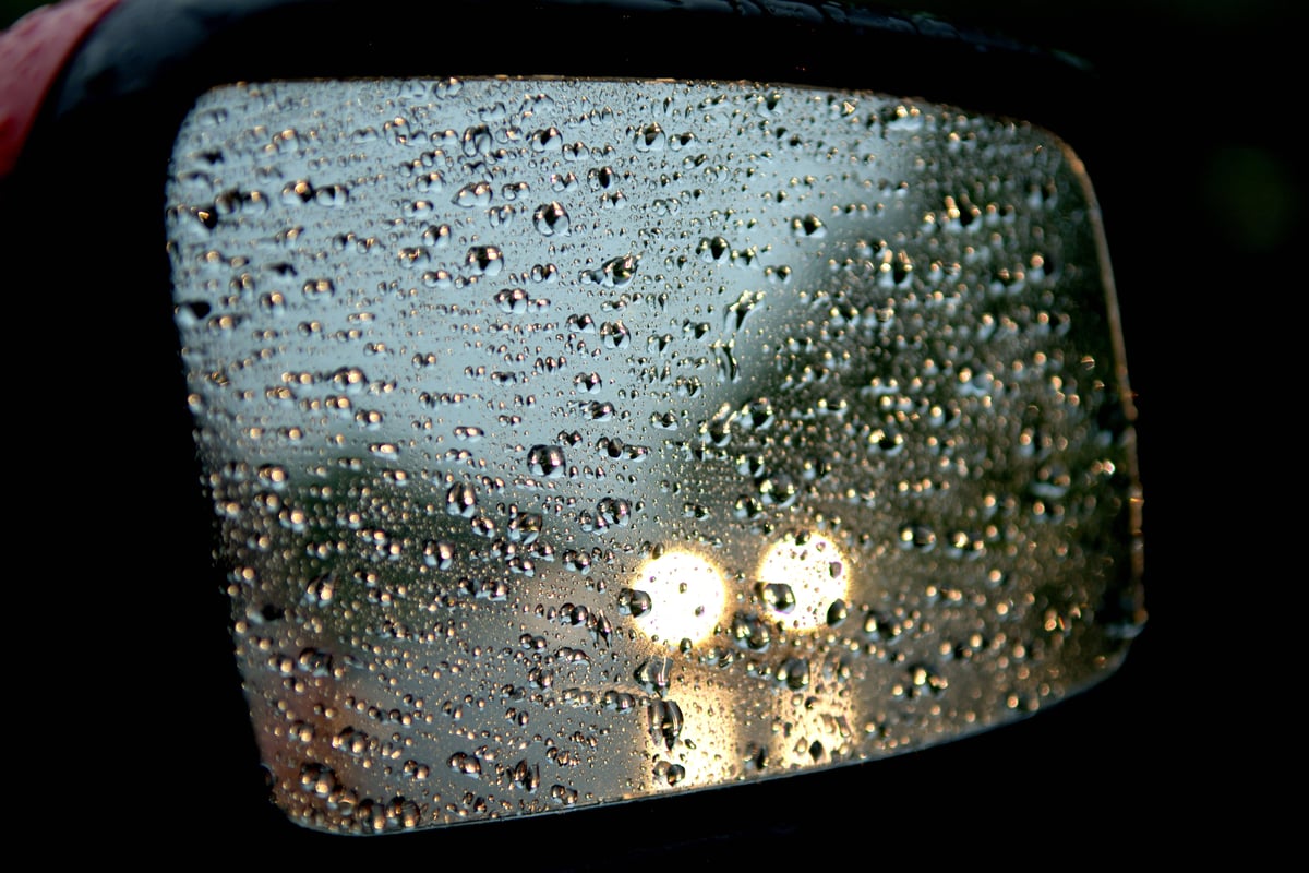 Ministers to launch review into headlight glare as drivers report being dazzled