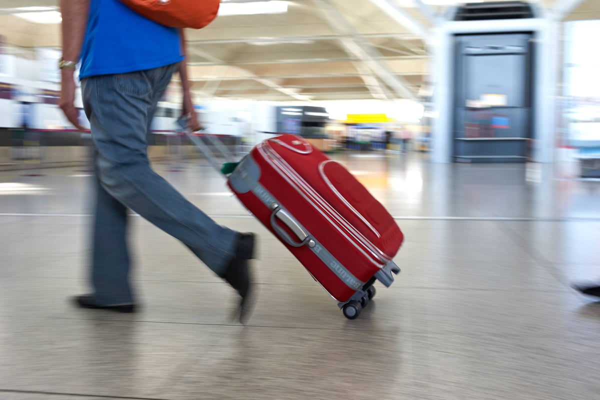 Easing of airport security liquid rules delayed by a year