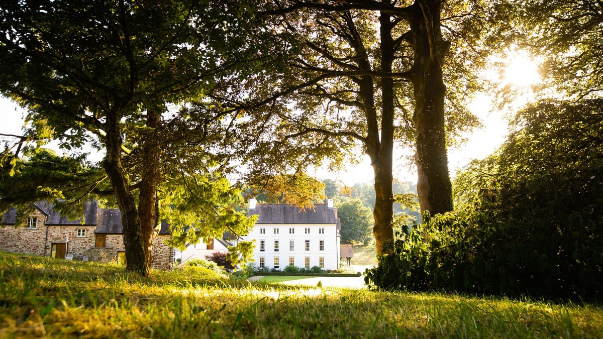 Enjoy the ultimate eco-weekend in Wales