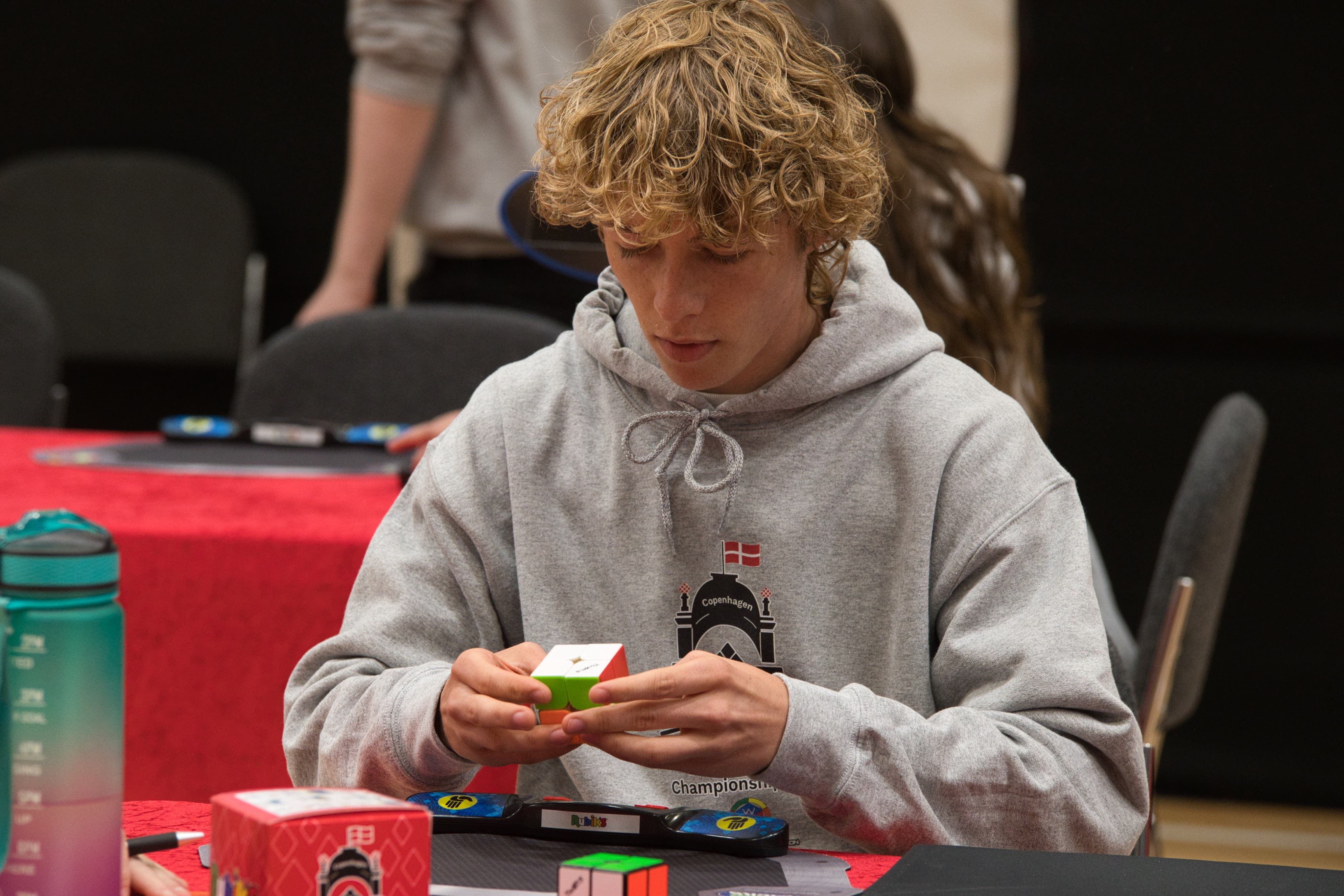 Man aiming for Rubik’s Cube London Marathon record to mark 50 years of puzzle