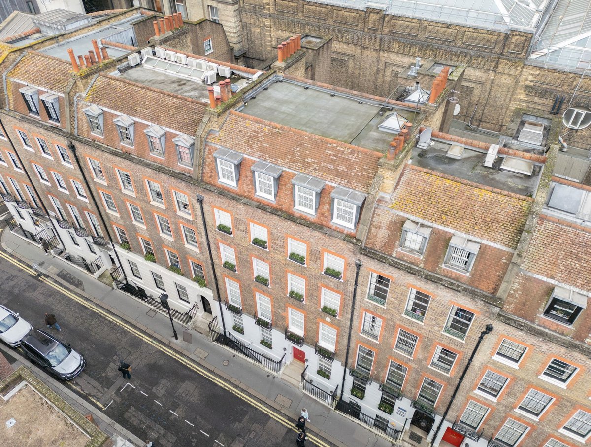 Westminster townhouse listed for £11 million after virtual visit