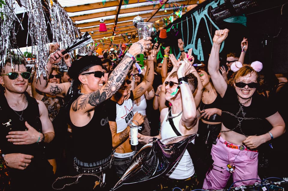 summer clubbing