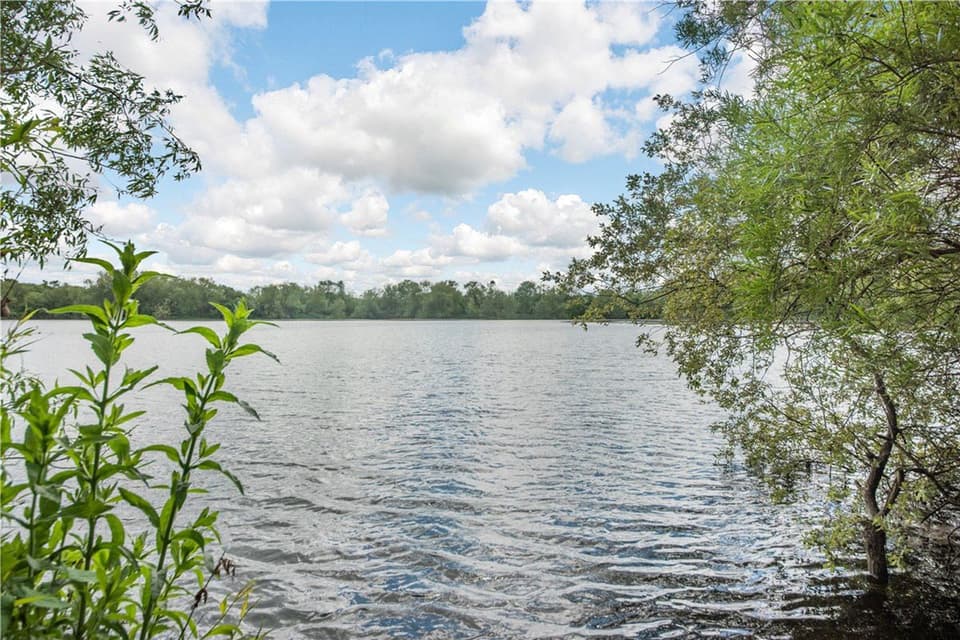 Duke's Lake from the shoreline