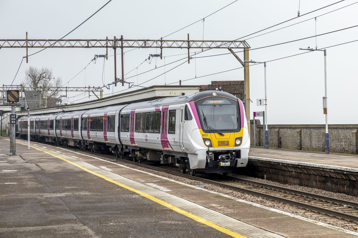London train timetable changes due to heat raise concerns for Canadian and US rail operators
