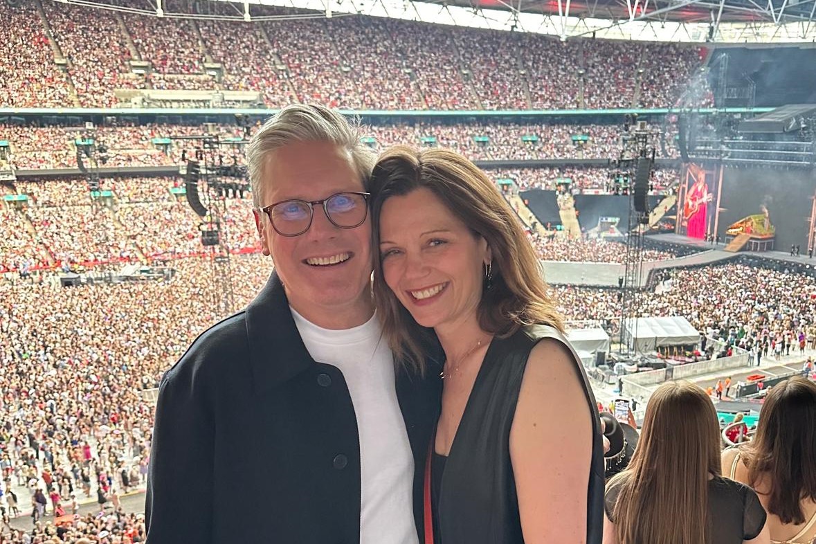 Keir Starmer faces fresh questions after PM's office admits he met Taylor Swift backstage at Wembley gig