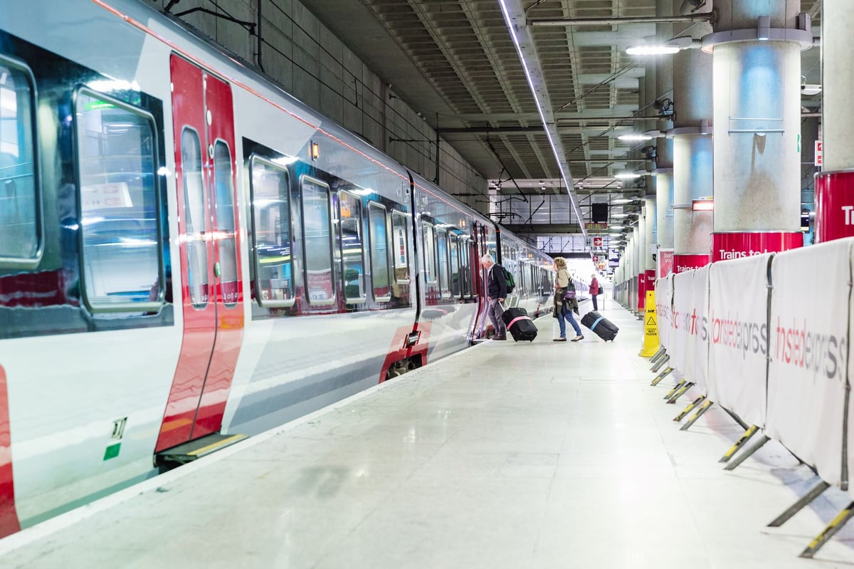 London travel news LIVE: Latest Tube and train updates as Stansted Airport lines hit by signal fault 