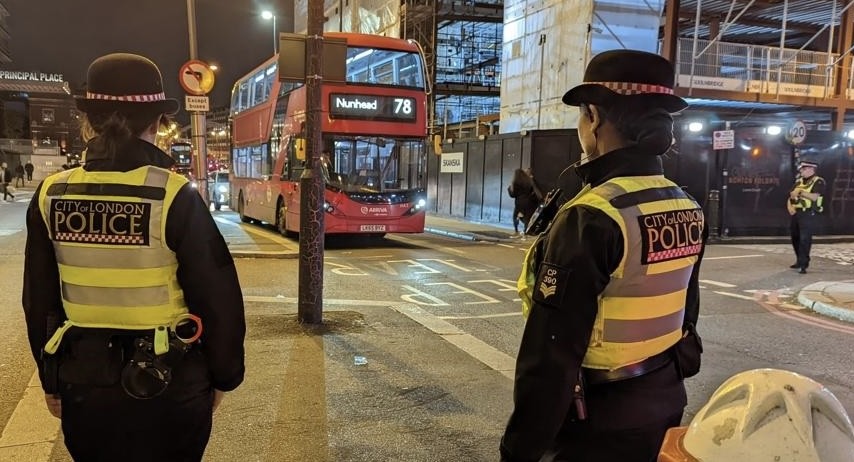 Phone snatching down 30% in Square Mile as City of London Police begin Christmas crime crackdown