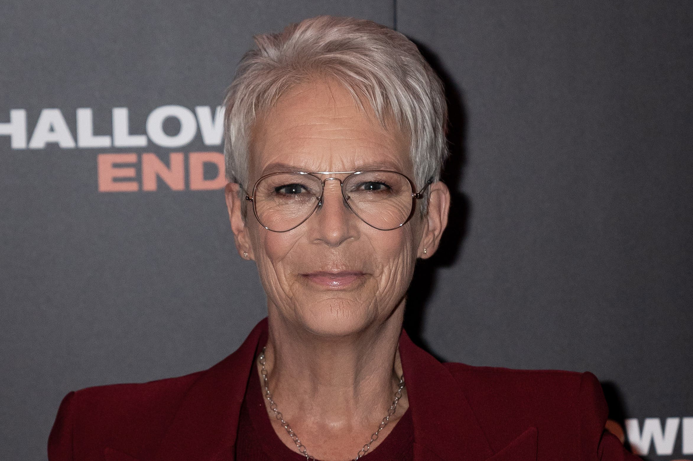 Jamie Lee Curtis pledges one million dollars for Los Angeles fire relief efforts