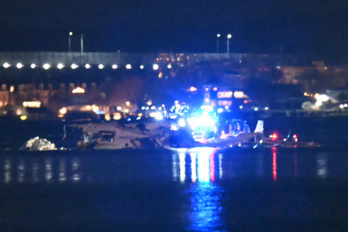 Why did the Washington DC plane and helicopter crash happen? Everything we know so far about the US air disaster