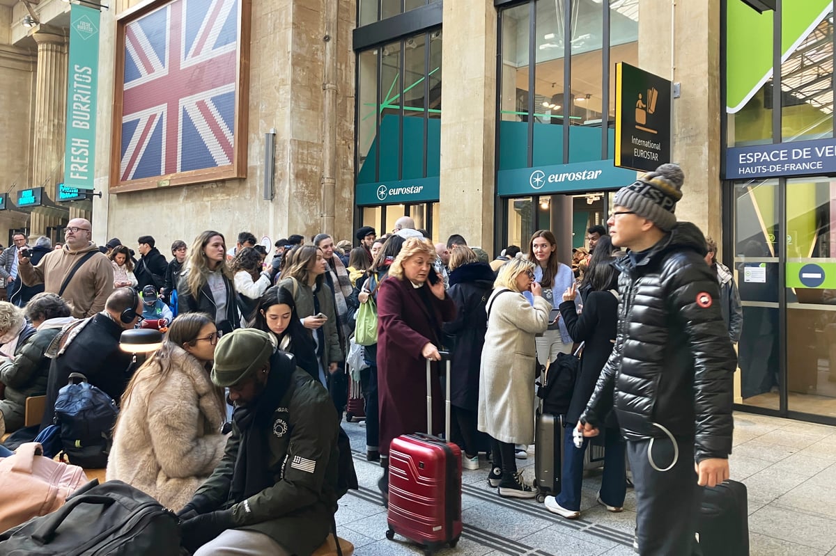 Eurostar latest LIVE: London to Paris trains 'to resume Saturday' as WW2 bomb discovery prompts evacuations