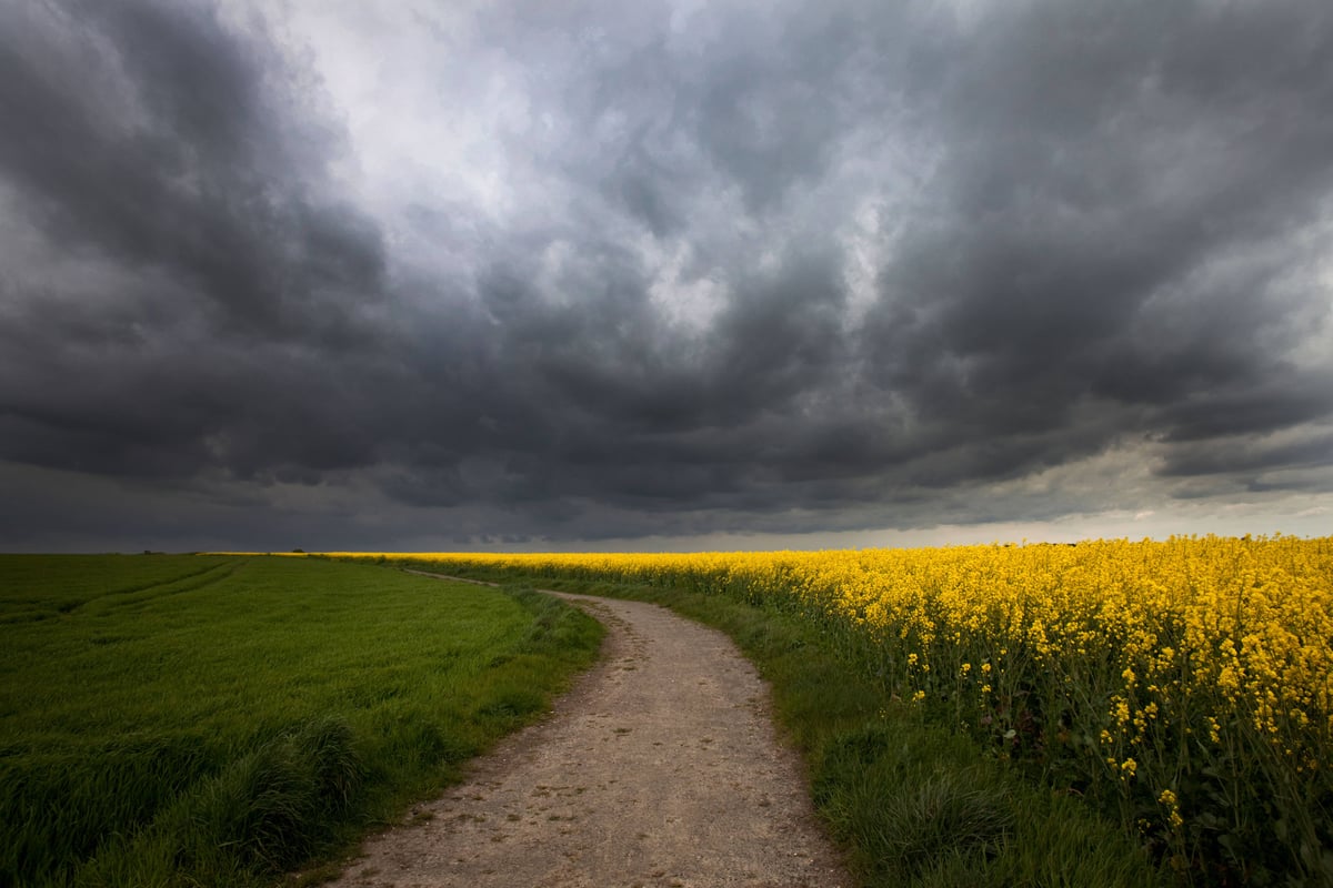 Hail, thunder and flooding to hit UK after warmest spring equinox since 1972